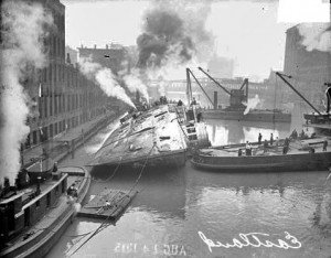 eastland capsized in chicago
