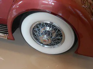 1933 Duesenberg Model J wide whitewalls