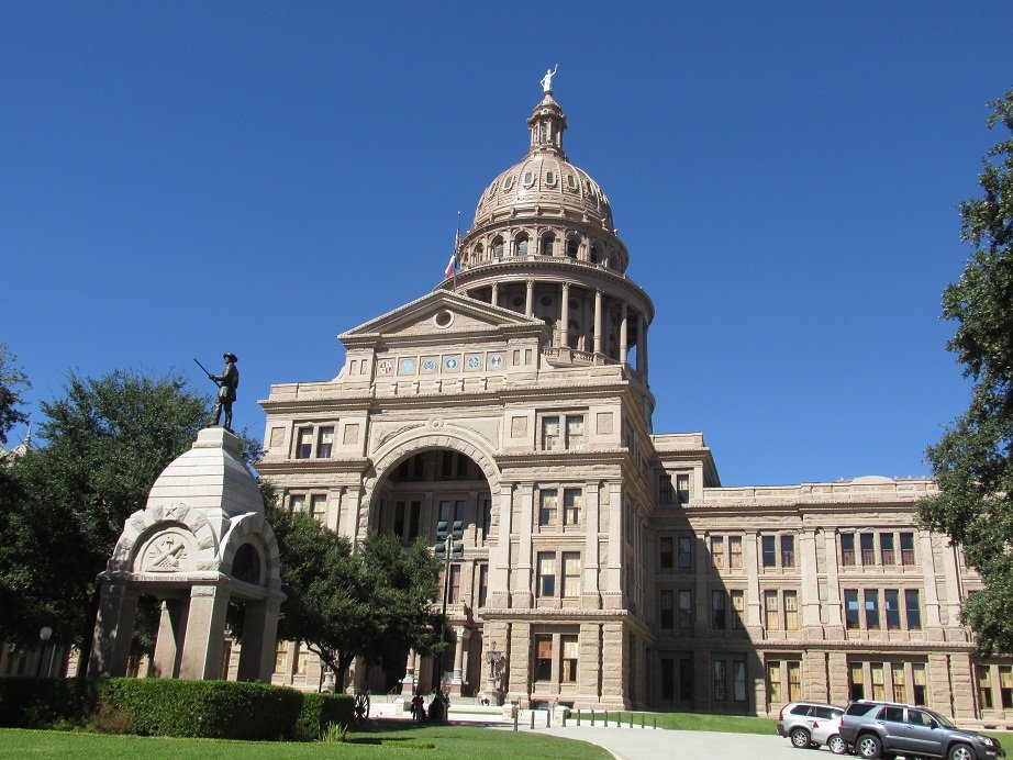 tour the texas state capitol