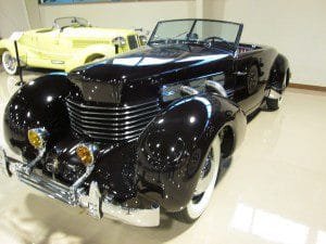 1936 cord 810