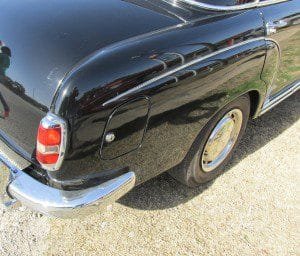mercedes 220s sedan