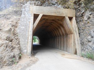 highway 30 tunnel oregon