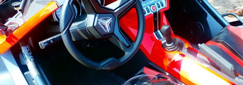 slingshot vehicle