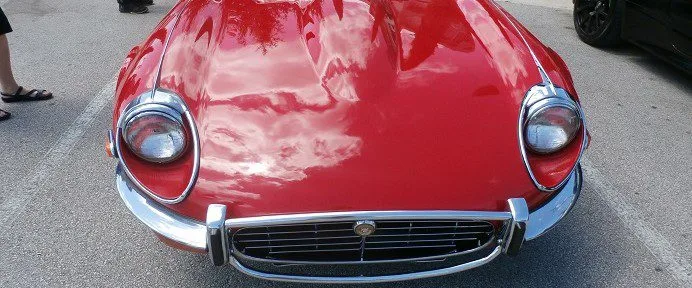 jaguar xke v-12