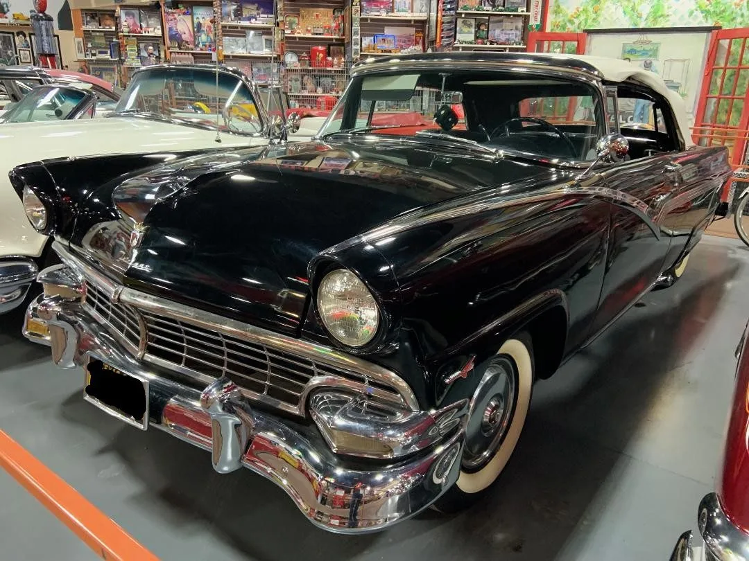 56 ford fairlane