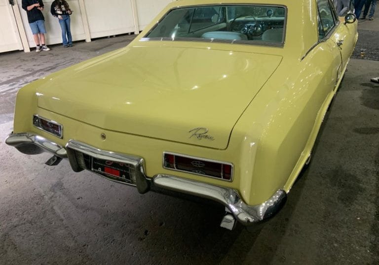 Beautiful 1964 Buick Riviera / Photos, Styling and Specifications ...